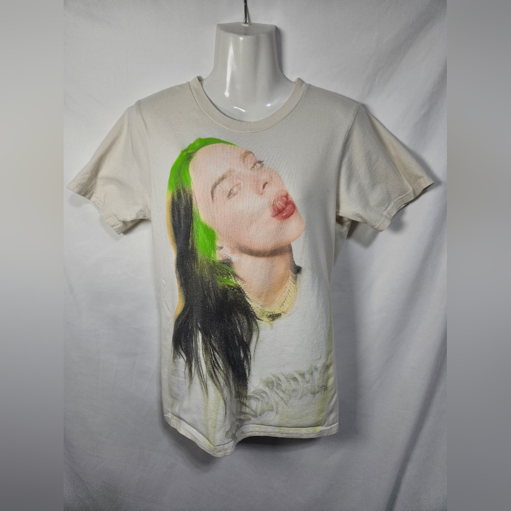 Billie Eilish World Tour Graphic Tee Cream Short Sleeve Band Shirt Size Small